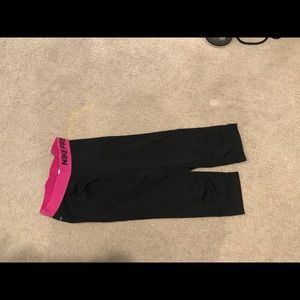 Nike Pro Cropped Leggings